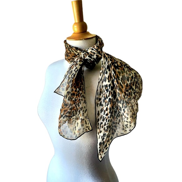 Vintage Animal Leopard Print Mob Wife Rectangular Silk Scarf Hand Rolled Hem - Picture 8 of 9